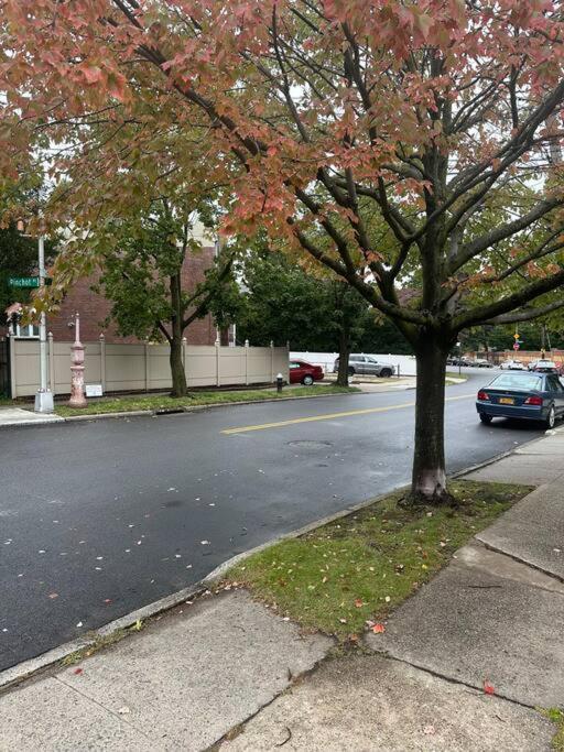 Appartamento Morris Park Area New York