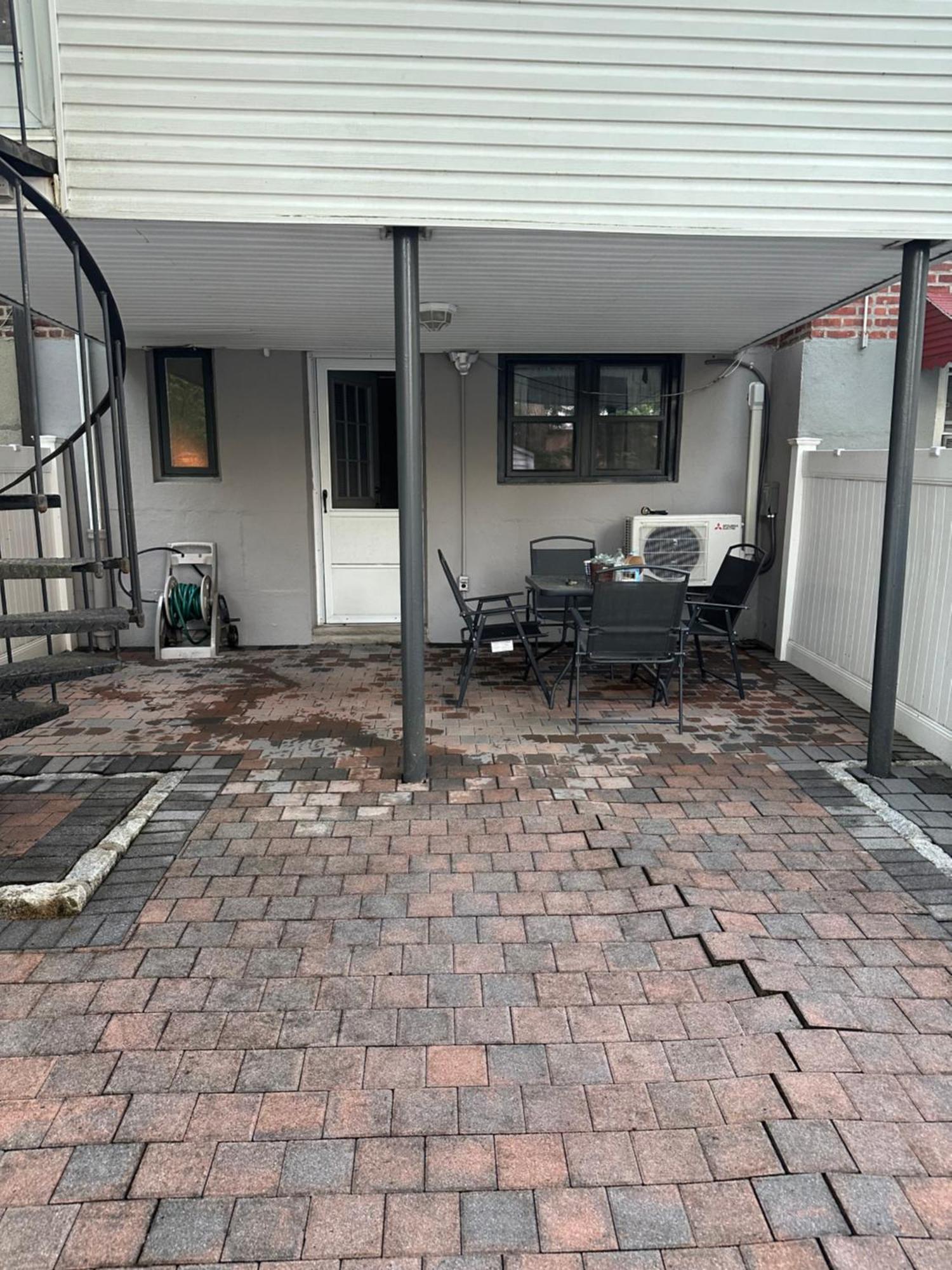 Appartamento Morris Park Area *